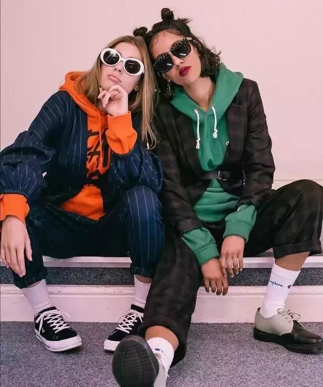 衛衣+外套，突顯出造型的層次感！ 時尚 第8張