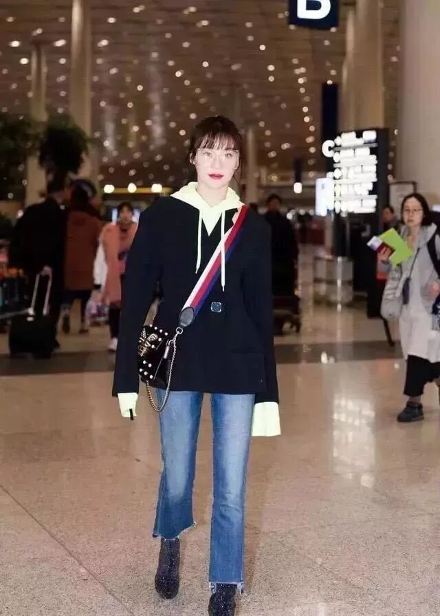 衛衣+外套，突顯出造型的層次感！ 時尚 第3張