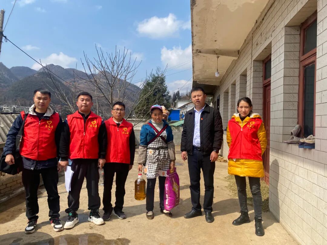 威宁县猴场镇开展"学雷锋"主题系列活动