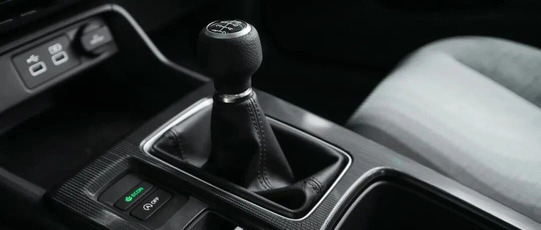 ADAS都被车企玩坏了，为什么还有手动挡？