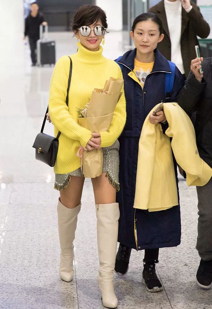 趙雅芝為了扮嫩在冬天露腿，網友：這個64歲奶奶有點潮！ 時尚 第2張