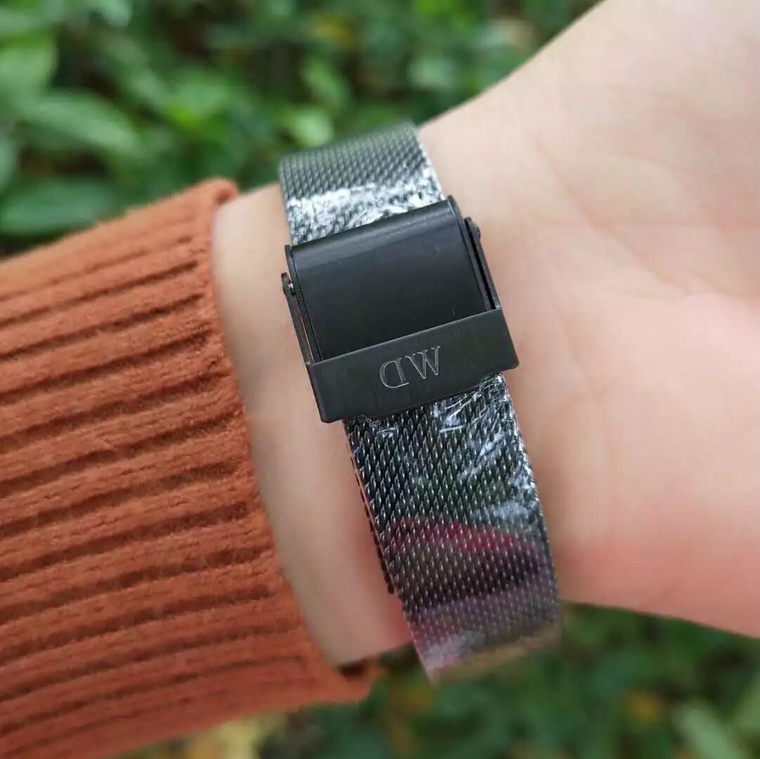 dw新款黑钢金属编织表带女士石英腕表