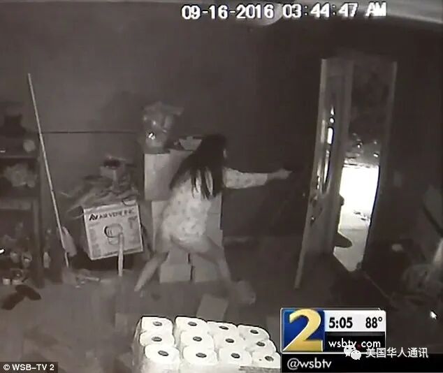 【法律】喬治亞州一亞裔女性用手槍擊退三名持槍入室搶匪 一搶匪被女屋主擊斃 女屋主被贊勇！