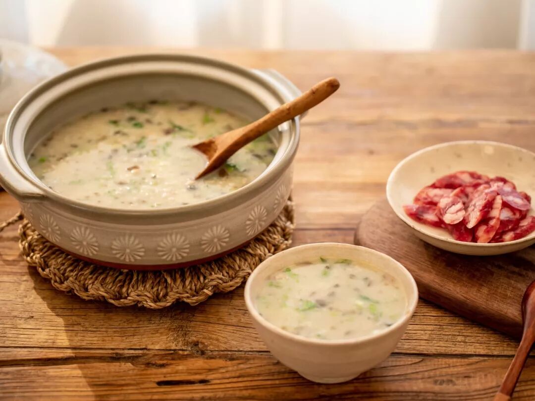 �ձ�����300����ǰ�������˸���������������������