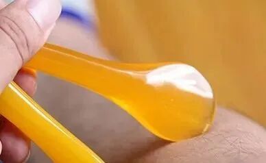 玉石刮痧面板怎么用刮痧的作用与功效 用它刮腹部能解决这一难题_https://www.jmylbn.com_新闻资讯_第1张