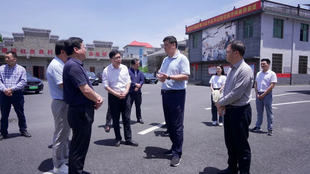 澧田镇枧田村,高市乡八团村,象形乡石塘村,芦溪乡社园村等地,详细听取