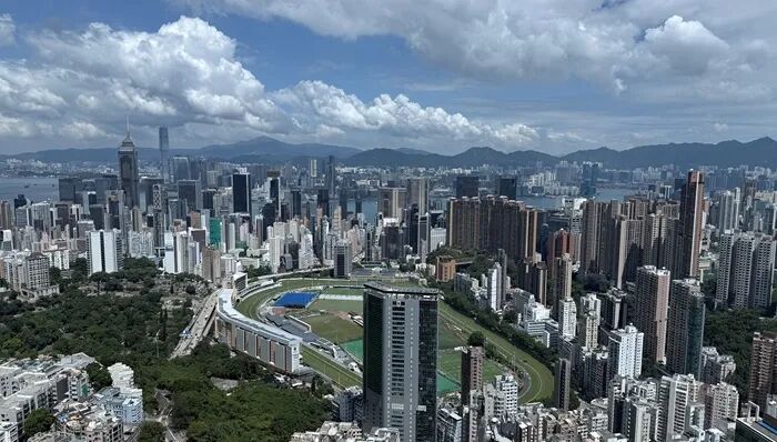 一笔刷新纪录的“床位生意”，凯德20亿重仓香港学生公寓