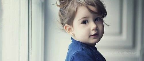 3岁女童被妈妈活活饿成干尸，亲爸直播狂扇婴儿巴掌：你永远不知道，孩子到底有多爱你