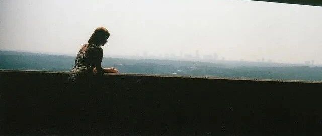 老教师，40岁，月工资3000，靠这个证月入2万！