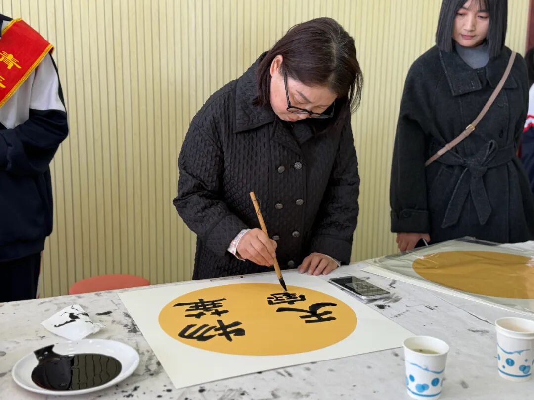 【书画进校园】集宁区文联举办“感党恩、听党话、跟党走”民族团结心向党暨“翰墨北疆，书润校园”书画进校园活动 第14张