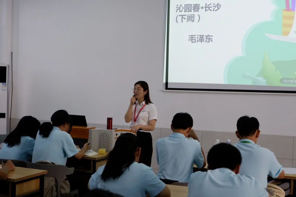 湖南理工学院南湖学院_湖南理工到南湖广场_湖南理工南湖学院宿舍