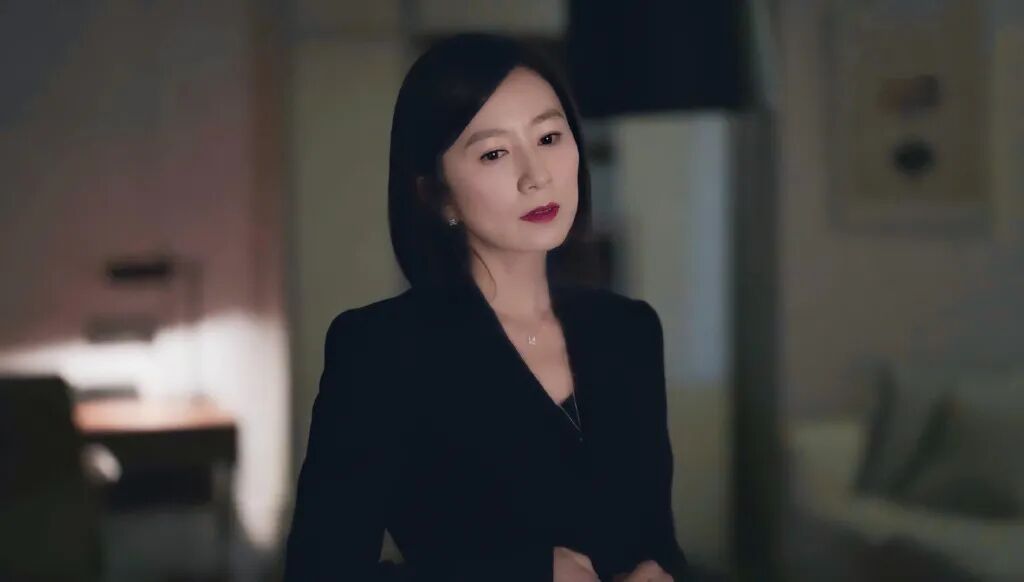 53岁“韩国俞飞鸿”手撕年度最美小三，复仇软饭渣男！网友：够生猛够狗血，我喜欢（组图） - 44
