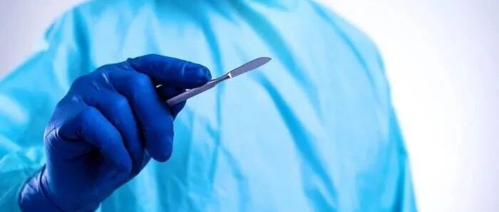 一念天堂，一念地狱，每个外科医生心中都安放着一块墓地