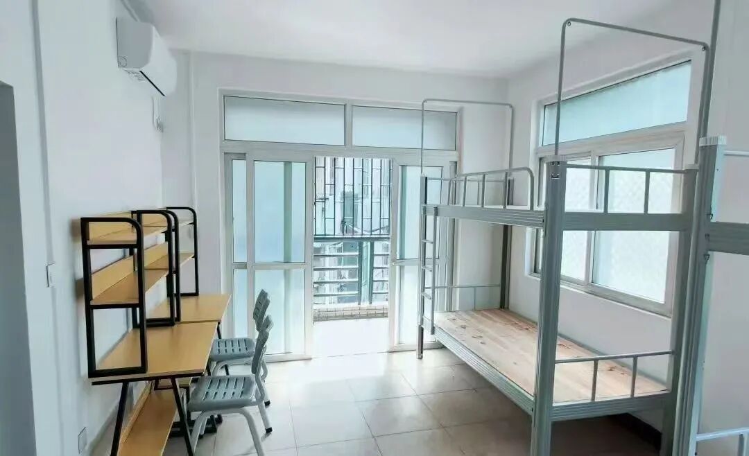 广州校区宿舍2.jpg