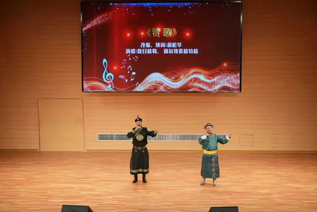 基层艺讯 | “歌游内蒙古 唱响兴安盟”原创歌曲演唱会开演 第3张