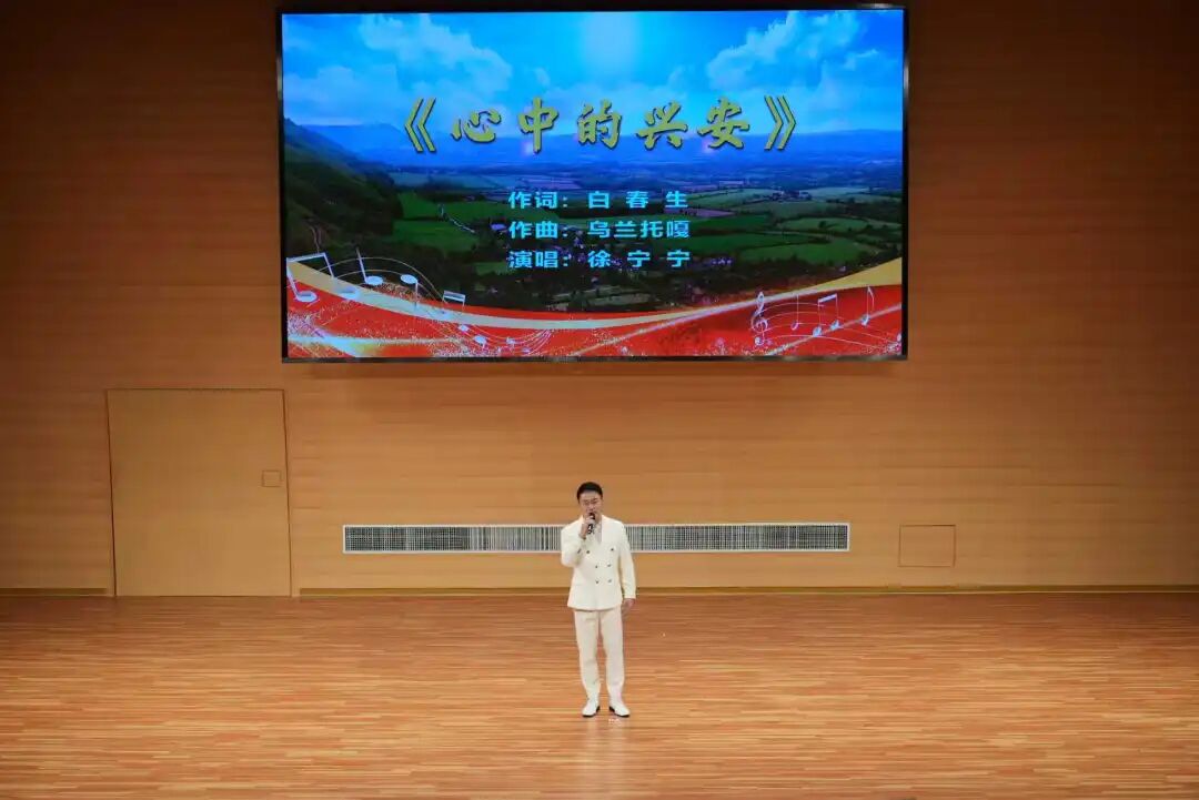 基层艺讯 | “歌游内蒙古 唱响兴安盟”原创歌曲演唱会开演 第15张