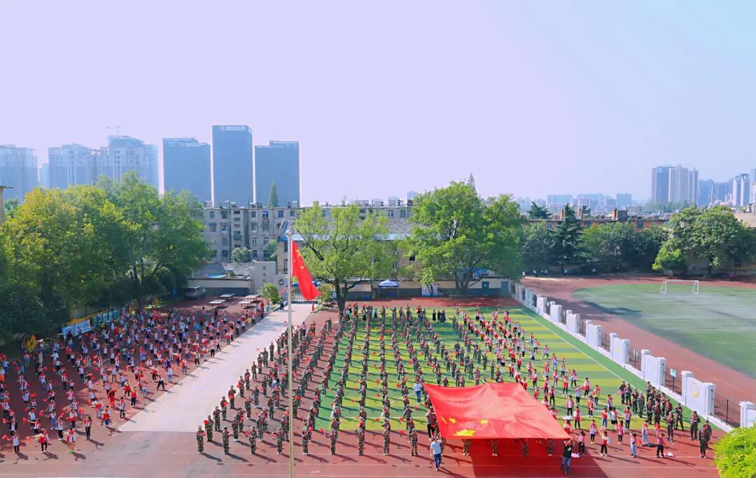 合肥市蚌埠路第三小学用爱打开封闭的世界