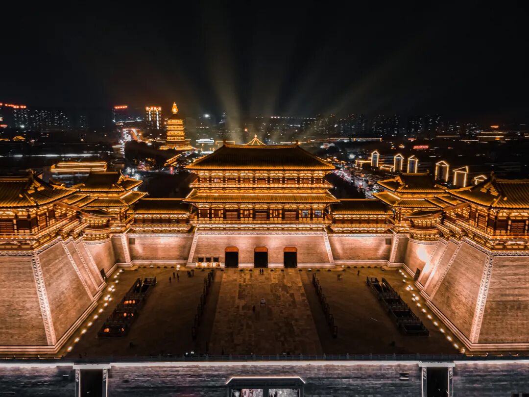 4月春假旅行榜｜挖到被低估的小城，春色比扬州更撩，钻进紫蓝色花海被治愈！