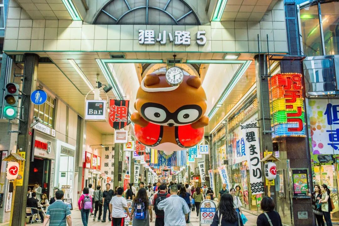 不是东京大阪！这个浪漫雪国，一到冬天就美成童话