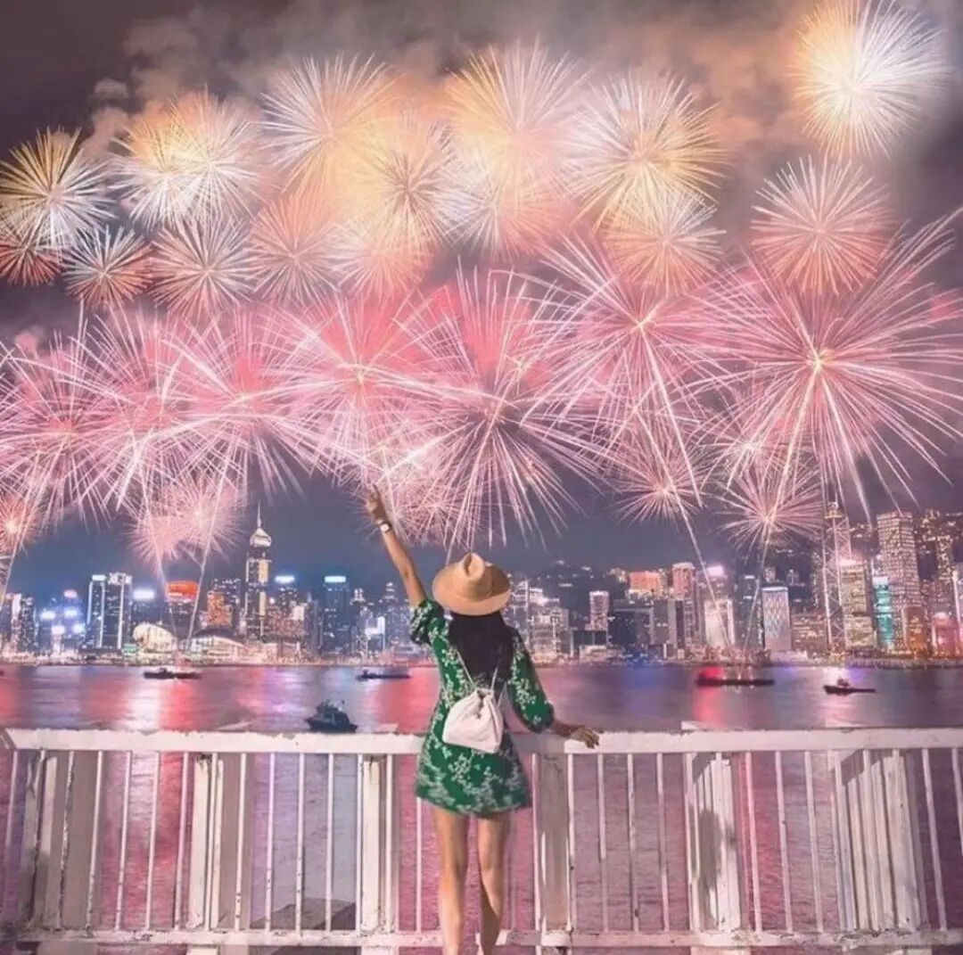 比东京绚烂，烟火气不输曼谷，这座好逛好吃的国际化大都市，值得打卡100次！