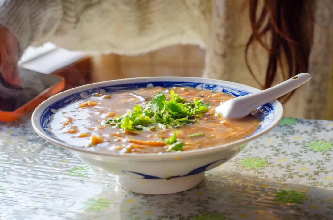 中原被忽略的宝藏小城，连续8年上榜“中国宜居城市”，太适合反向旅行！