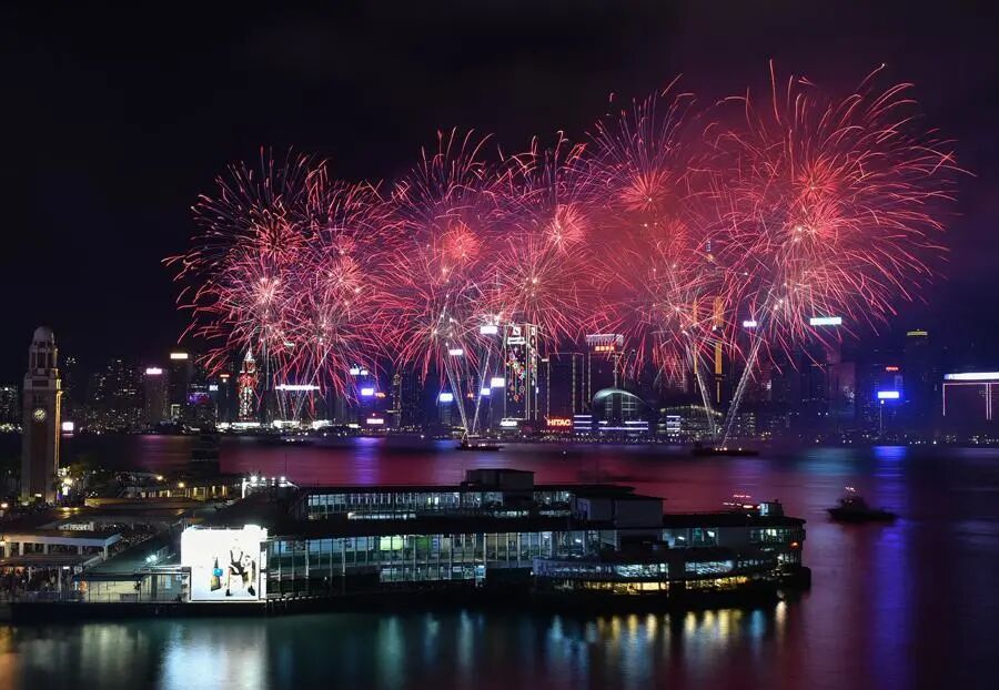 比东京绚烂，烟火气不输曼谷，这座好逛好吃的国际化大都市，值得打卡100次！