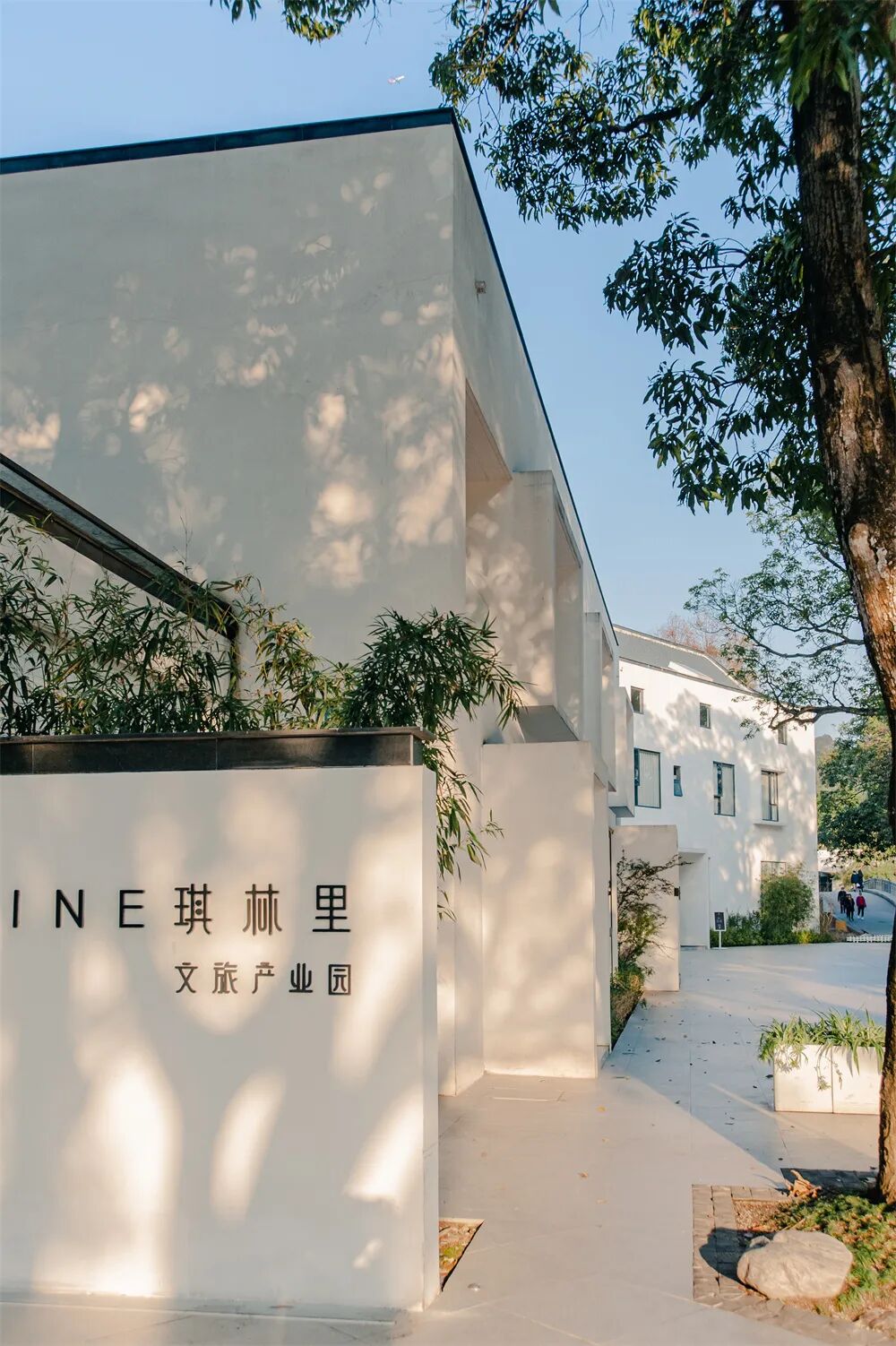 比厦门悠闲，美食不输扬州！初秋红叶漫天，谁不爱这座幸福感老城？