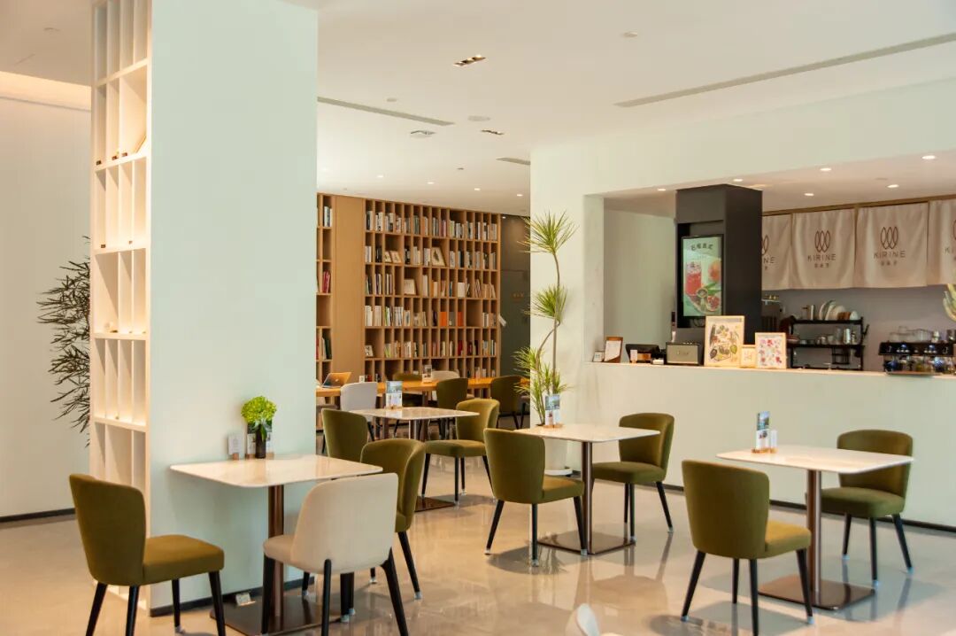 比厦门悠闲，美食不输扬州！初秋红叶漫天，谁不爱这座幸福感老城？