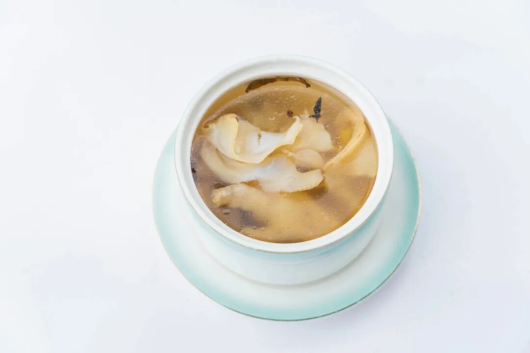 比厦门悠闲，美食不输扬州！初秋红叶漫天，谁不爱这座幸福感老城？