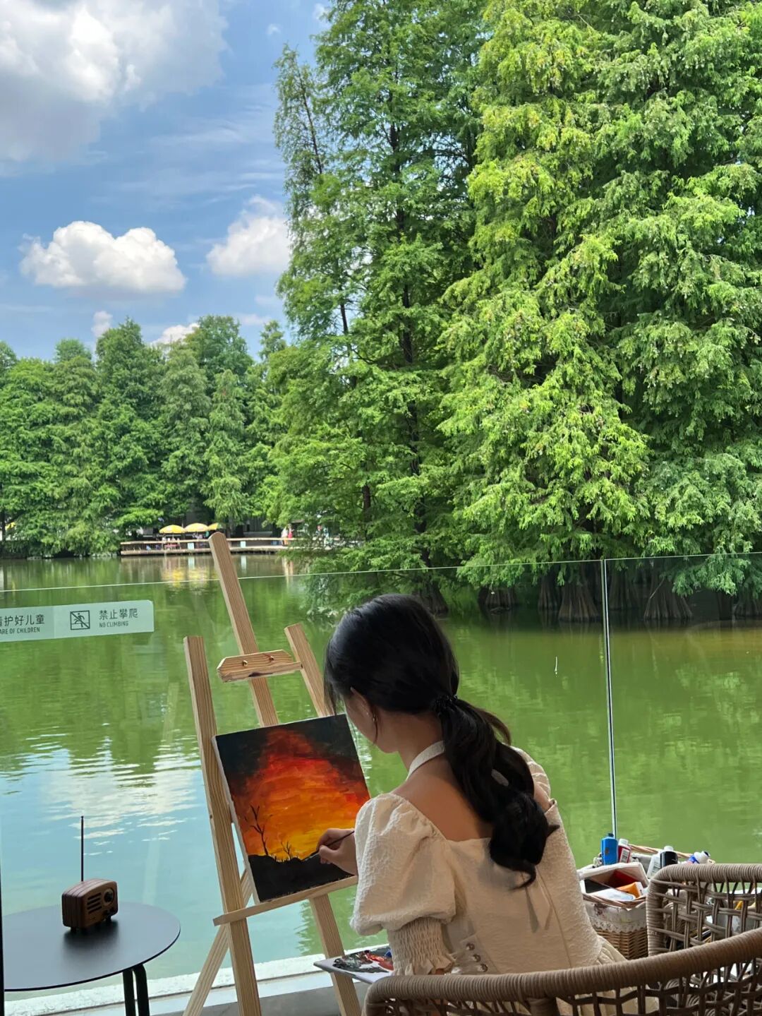 比厦门悠闲，美食不输扬州！初秋红叶漫天，谁不爱这座幸福感老城？