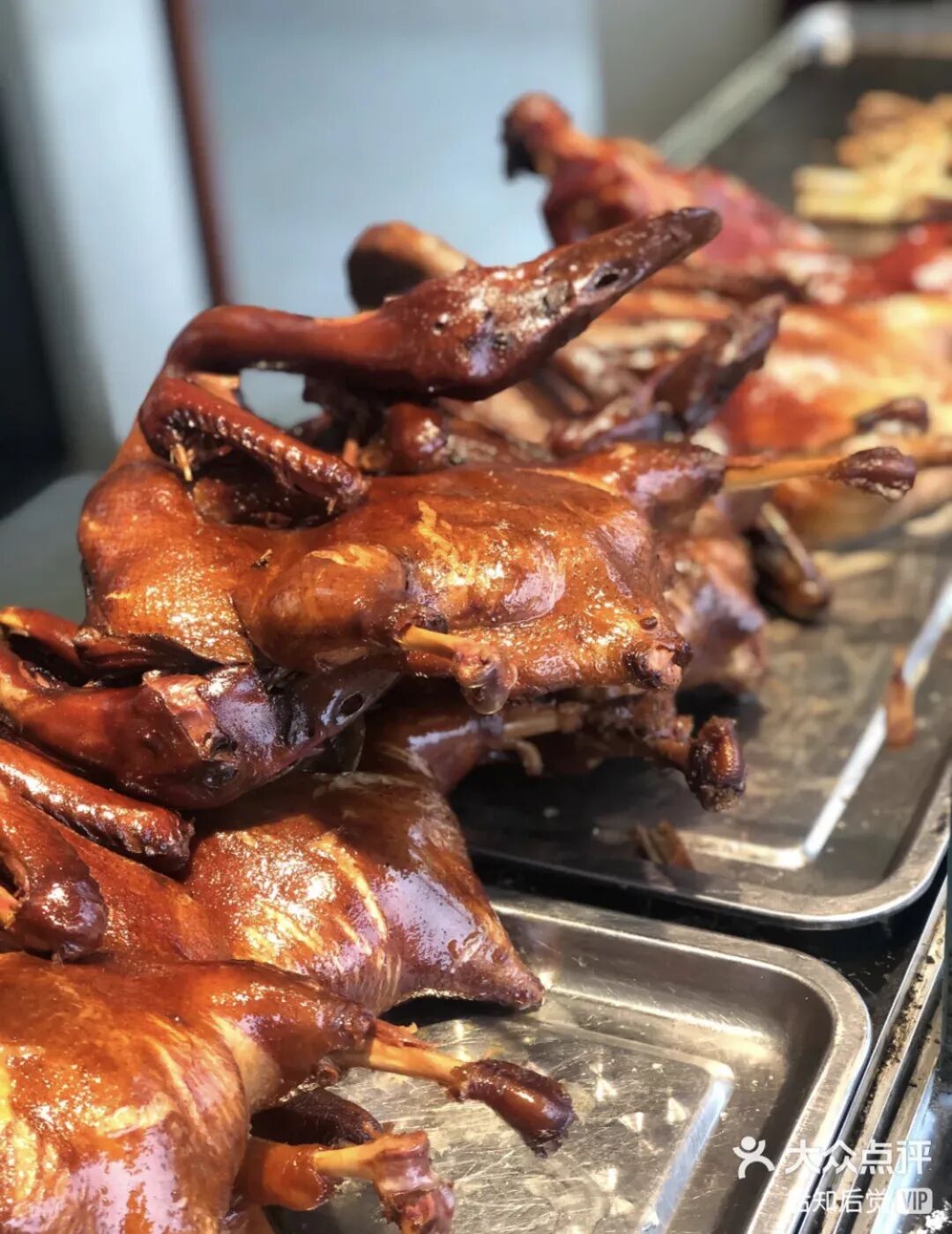 高铁20分钟！这座藏在成都边上的神仙小城，比乐山更好吃！