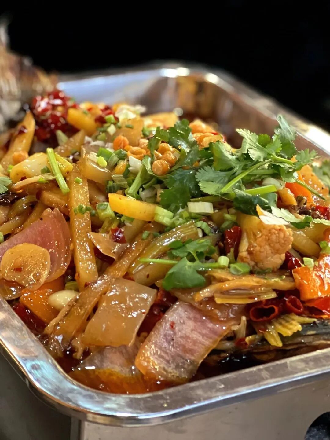 高铁20分钟！这座藏在成都边上的神仙小城，比乐山更好吃！