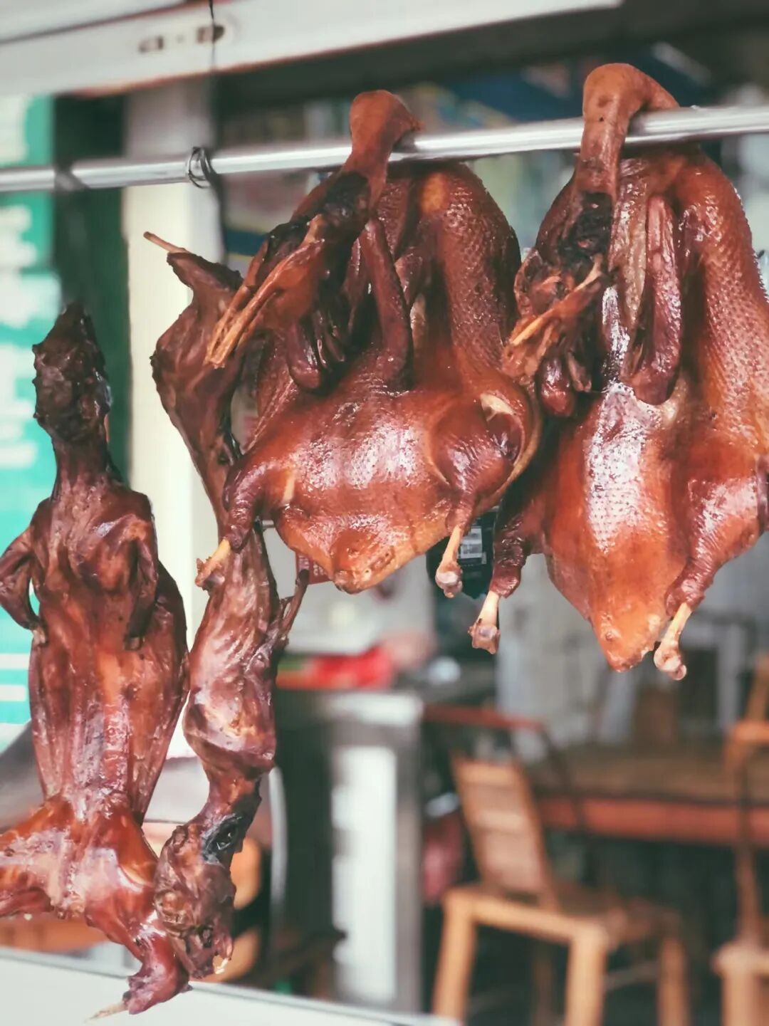 高铁20分钟！这座藏在成都边上的神仙小城，比乐山更好吃！