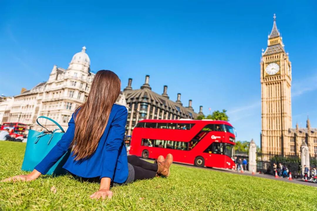 伯明翰城市大学校徽_伯明翰城市大学qs排名_澳门城市大学qs排名