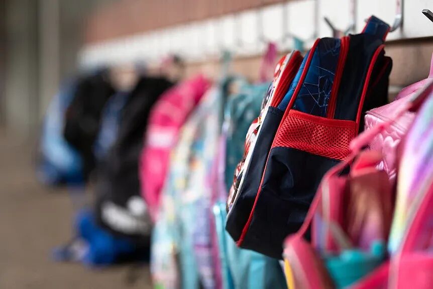 澳托儿所虐童丑闻曝光：掌掴幼童、暴力摇晃、藏娈童材料…（组图） - 3