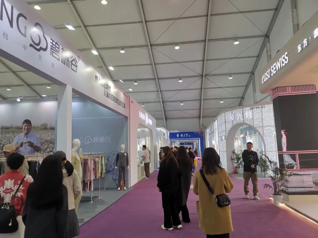 《南方》杂志记者叶石界 拍摄