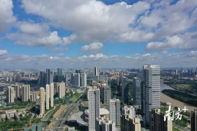 一图读懂！广东上半年GDP达5.95万亿 同比增2％！