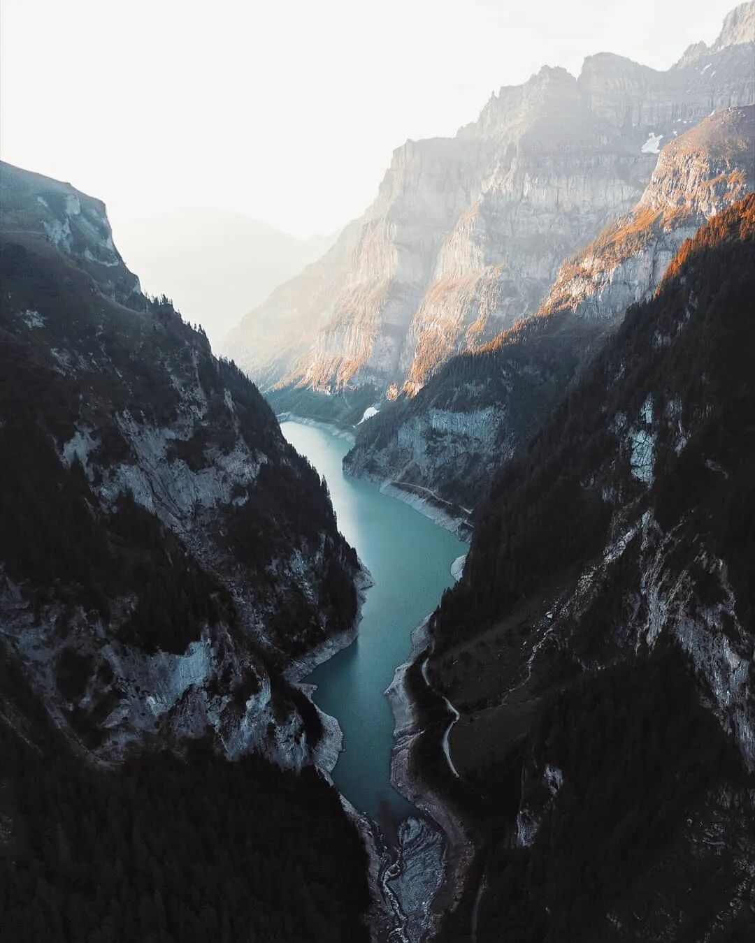 delfone新品浑然天成的莎士比亚高级灰尽显空间品味