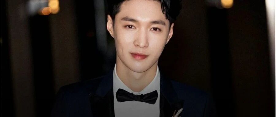 张艺兴去清华读金融：所谓的成功，不过是『努力努力再努力』!