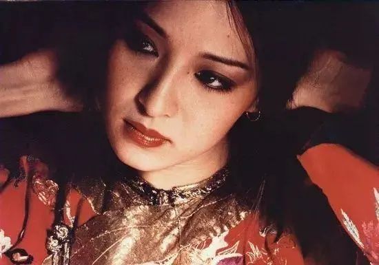 胡因梦:女人的终极安全感,不是婚姻,不是孩子,而是……-微信头条网 胡因梦:女人的终极安全感,不是婚姻,不是孩子,而是……