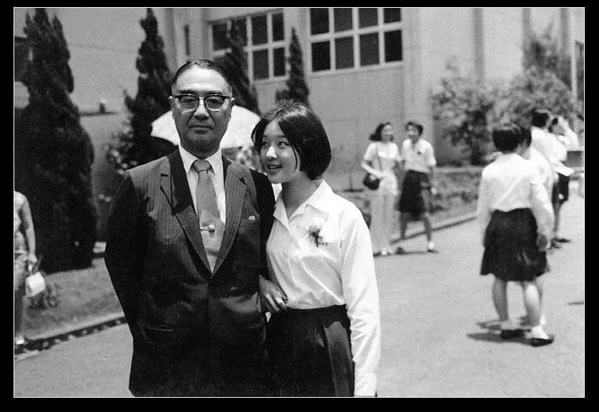 胡因梦:女人的终极安全感,不是婚姻,不是孩子,而是……-微信头条网 胡因梦:女人的终极安全感,不是婚姻,不是孩子,而是……
