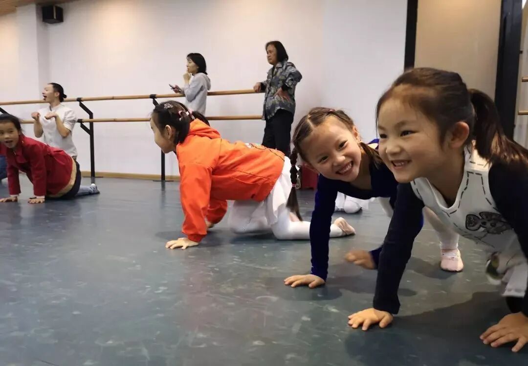 儿童教育|如何改善孩子害羞问题？