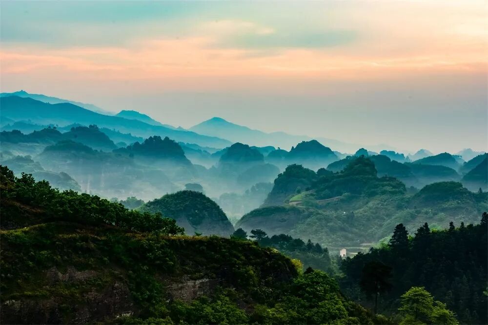 乘坐"醉美张吉怀",走近别yang的辰溪