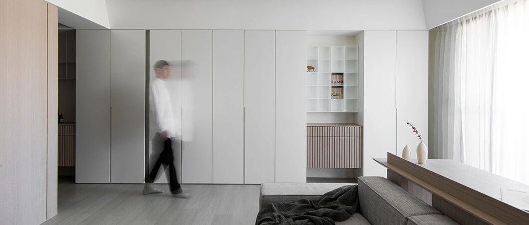 台式极简 · 纯粹的设计，更高级！