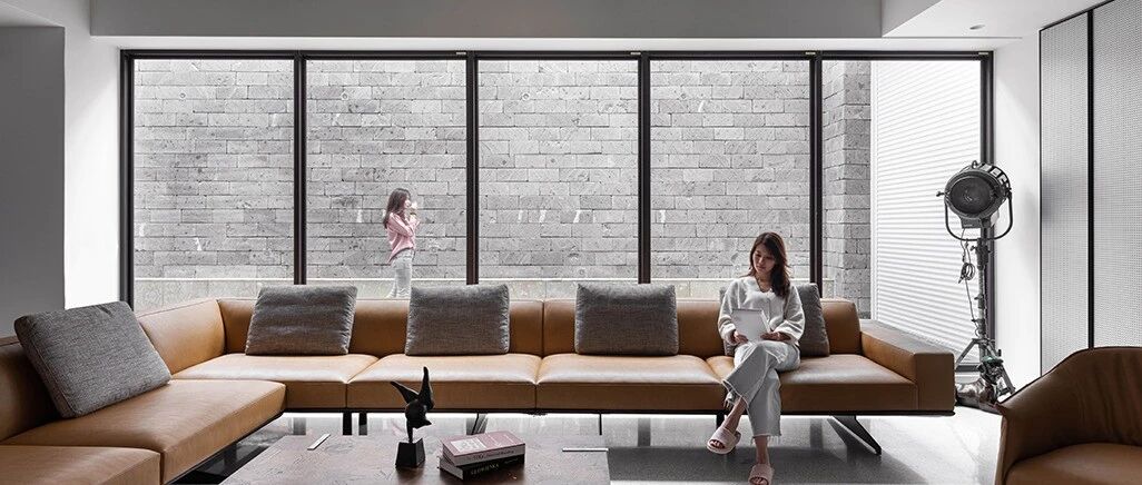 首发 | 330㎡五层自建住宅，越极简，越高级！