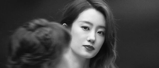 一天餐费50元还被冤枉耍大牌？“红黑”魔咒终究没放过张小斐