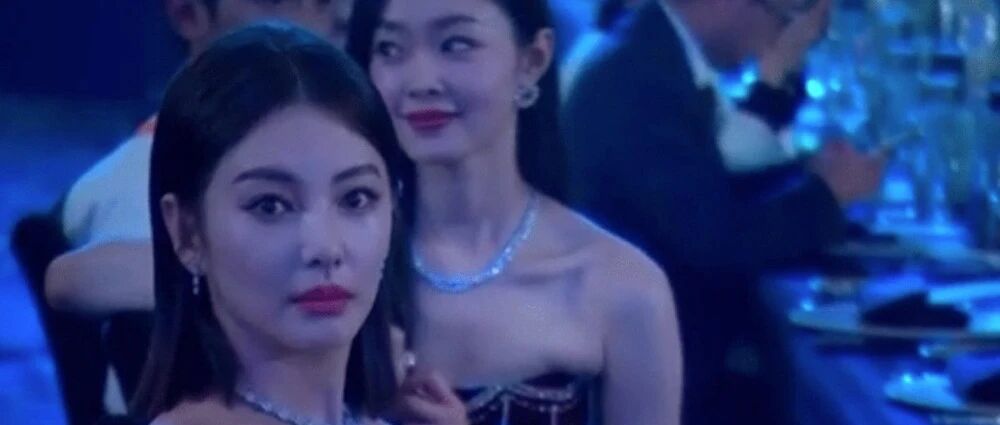 时尚先生红毯：宋祖儿变火龙果，宋轶穿成影楼风，张雨绮浓妆显老