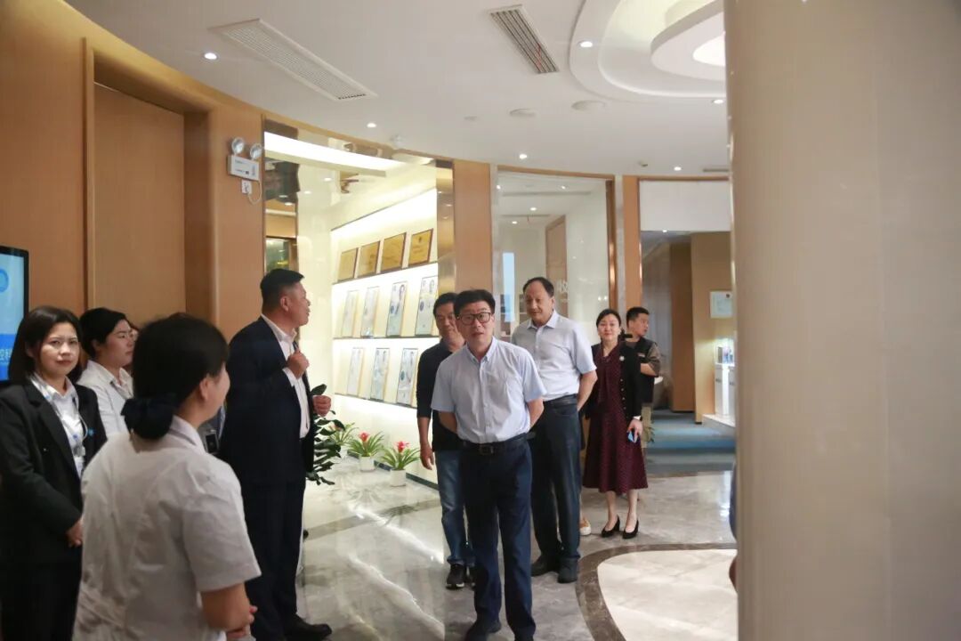 【美地港医疗资讯】热烈欢迎彭淑牗院士率领“彭家军”莅临美地港南太湖生命养疗中心