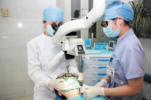 新手妈妈必须知道的孕期口腔护理