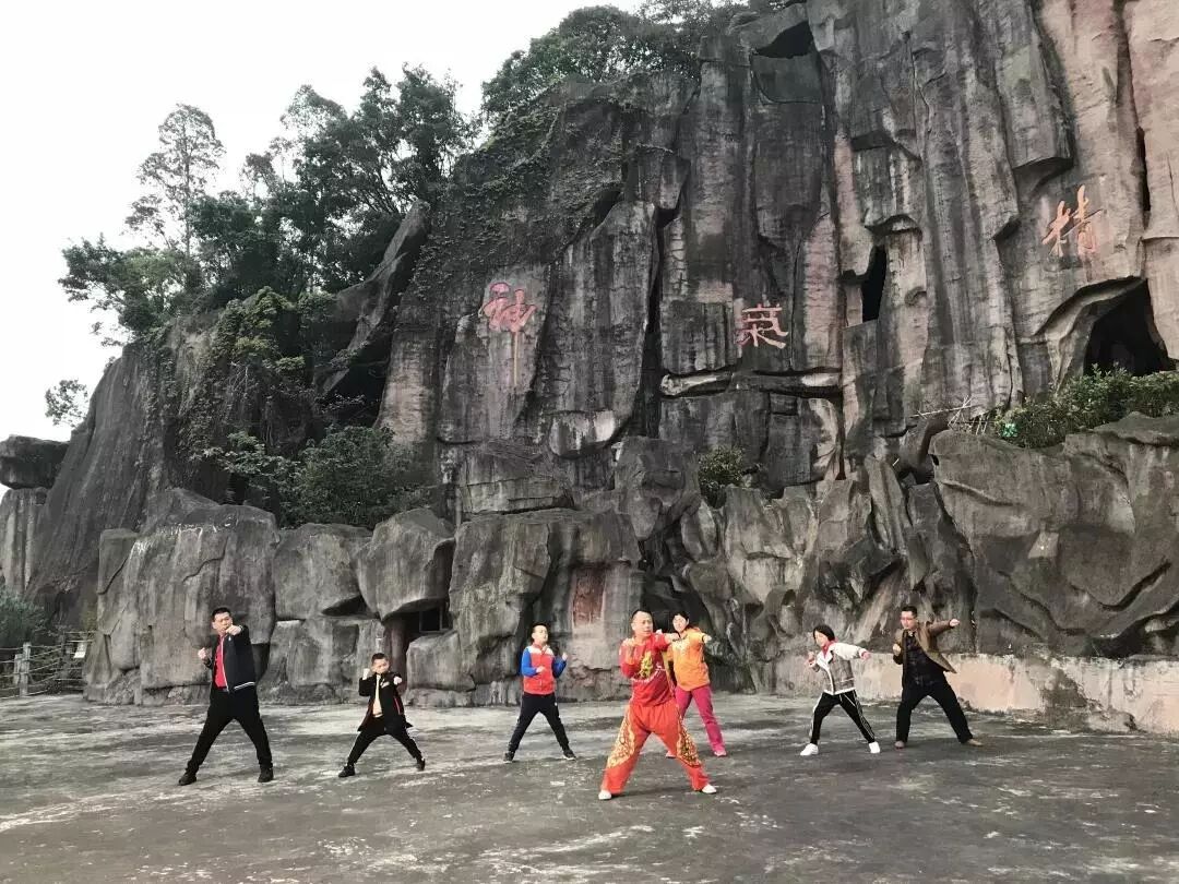 贝贝上扬合作栏目《拜见师父》完美收官，第二季或将暑期档上映